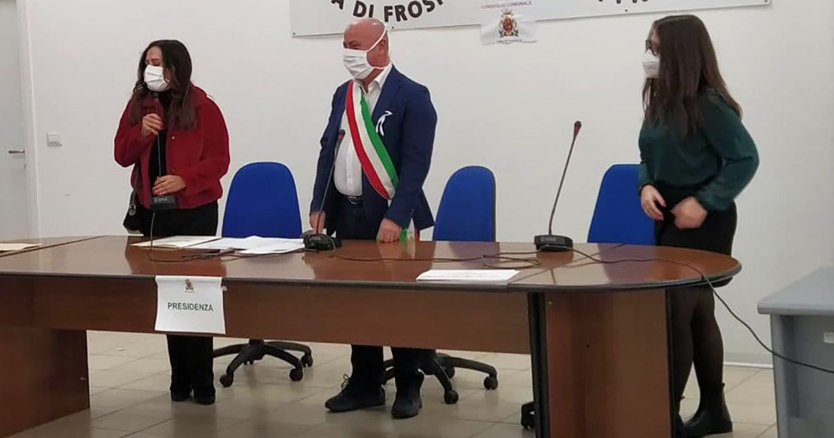 Frosinone FROSINONE – Solidiamo: 1.030 studenti con borse di studio e premi SOLIDIAMO FROSINONE