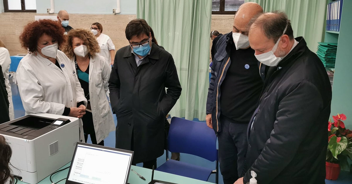 Alessio D’Amato: «Nel Lazio abbiamo superato la quota delle 20 mila vaccinazioni somministrate» Vaccino Covid