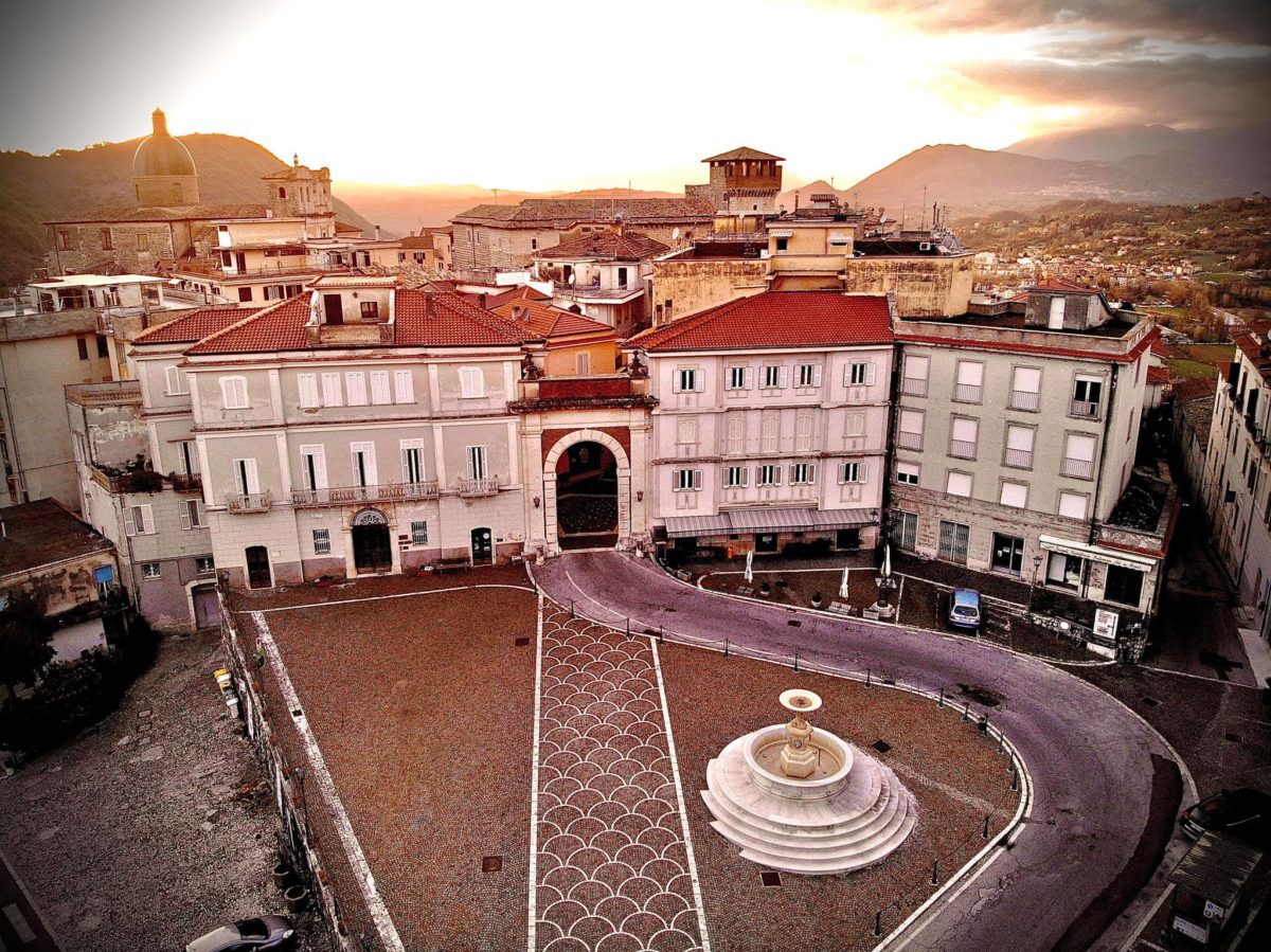 Anagni Provincia di Frosinone, Orchestra da Camera Accademia di Belle Arti premiano il M° Uto Ughi Foto Atina