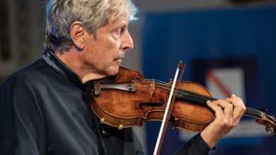 Anagni Provincia di Frosinone, Orchestra da Camera Accademia di Belle Arti premiano il M° Uto Ughi Foto Ughi
