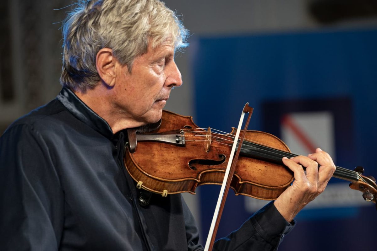 Anagni Provincia di Frosinone, Orchestra da Camera Accademia di Belle Arti premiano il M° Uto Ughi Foto Ughi