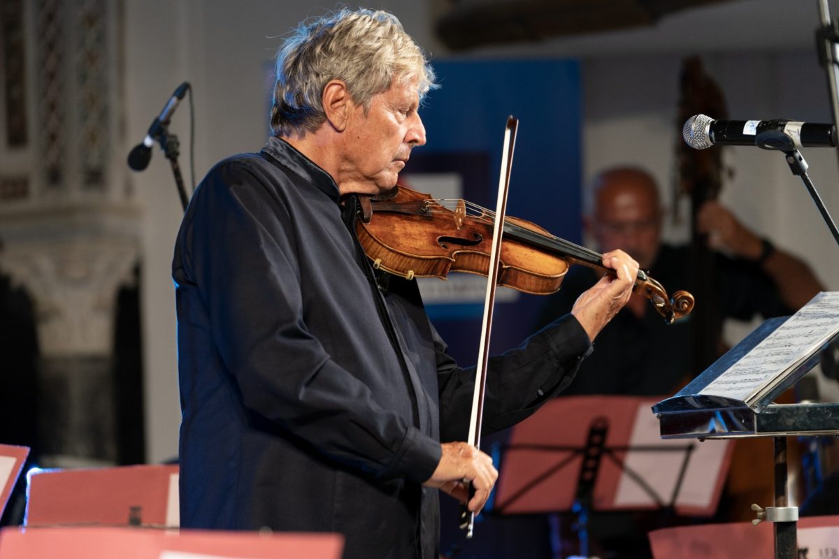 Anagni FROSINONE – Riconoscenti al violinista Uto Ughi Uto Ughi