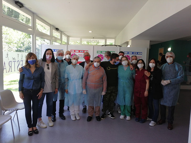 Frosinone Battisti inaugura l’hub vaccinale di Fiuggi con Ass. D’Amato, Dg Asl D’Alessandro e Buschini Sara Fiuggi
