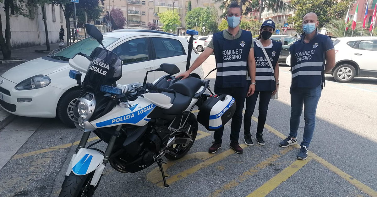Cassino CASSINO – Assunti tre nuovi vigili urbani. Salera: «Sapranno riportare ordine a traffico e sosta» Cassino Vigili