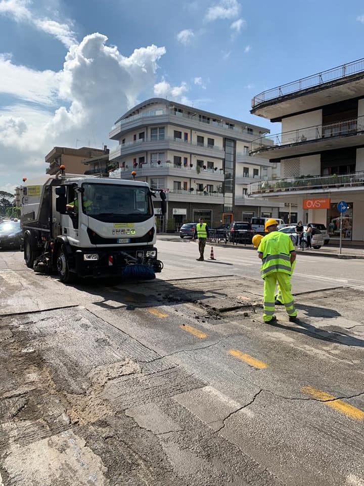 Cassino CASSINO – I mezzi di Autostrade per l’Italia a disposizione della Città Lavori Cassino