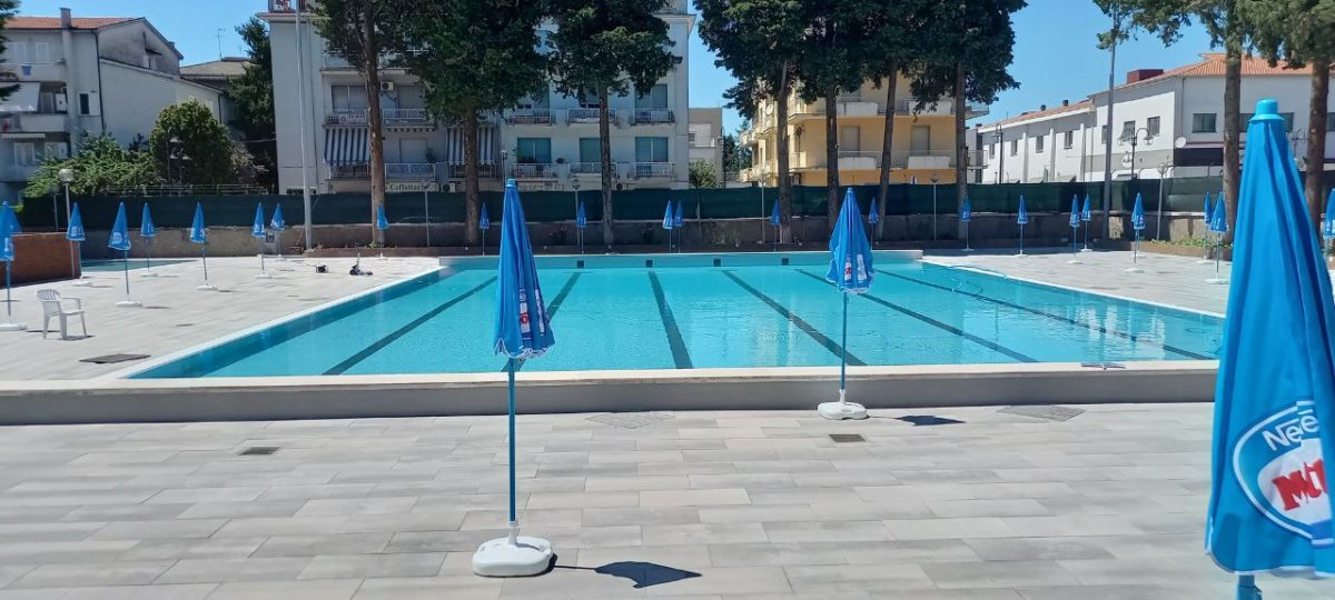 Frosinone FROSINONE – Dopo 30 anni riapre la piscina comunale. Le foto Piscina Ex Enal Frosinone