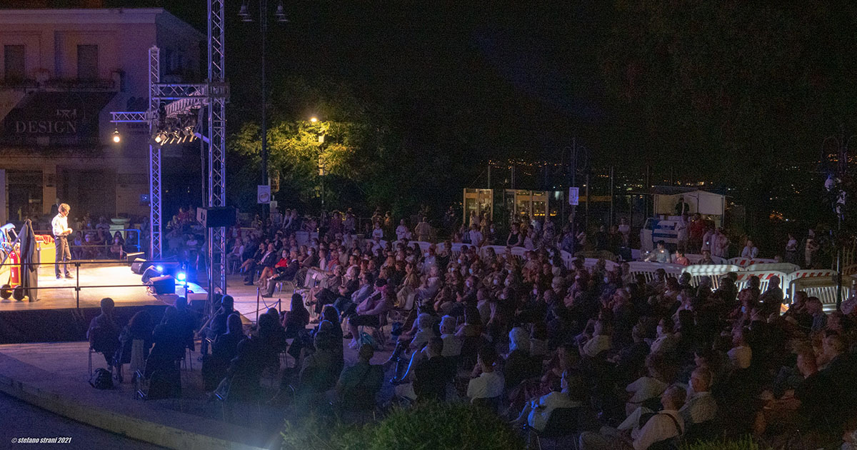 Frosinone FROSINONE – Tutto esaurito per il Teatro tra le porte Frosinone Teatro tra le Porte