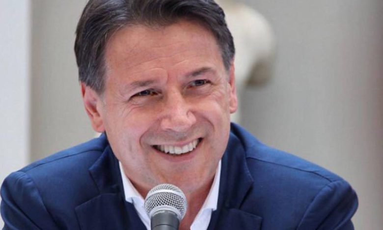 M5S, accordo Grillo-Conte. L’ex Premier: «Sono pienamente soddisfatto» GIUSEPPE CONTE