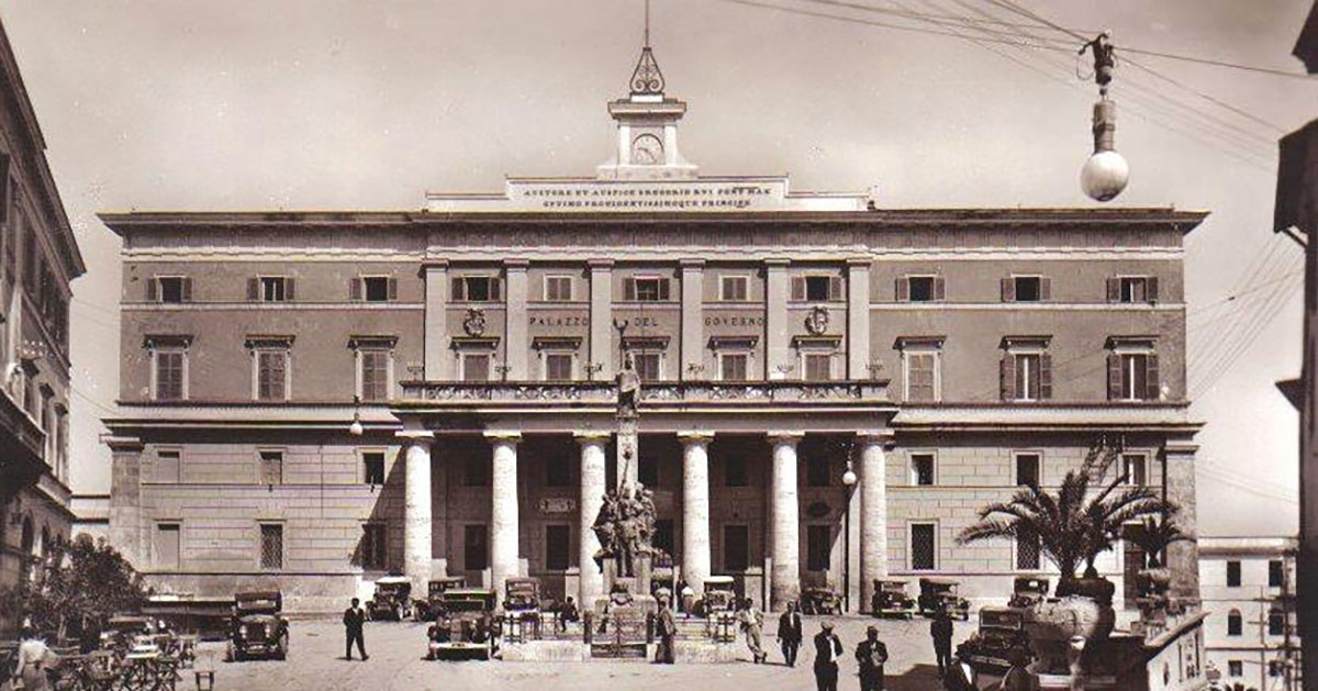 Anagni 6 Luglio 1816: Pio VII riforma lo Stato Pontificio. Nasce la Delegazione Apostolica di Frosinone Palazzo della Delegazione Apostolica di Frosinone