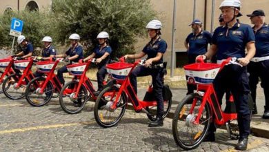 Biciclette con pedalata assistita per gli agenti della Polizia Locale di Roma Bici pedalata assistita Roma
