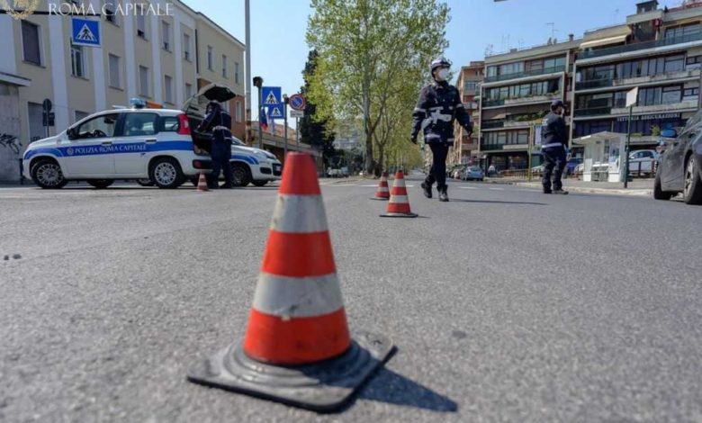 ROMA – Si dà alla fuga dopo un aver provocato un incidente e ferito gravemente due persone Polizia Roma Capitale