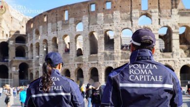 ROMA – Abusivismo commerciale: oltre 17 mila articoli e più di 300 chili di alimenti sequestrati Polizia Roma Capitale