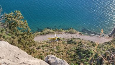 Cassino 72enne in arrampicata precipita dalla “grande muraglia”. L’eliambulanza atterra a due passi dal mare eliambulanza