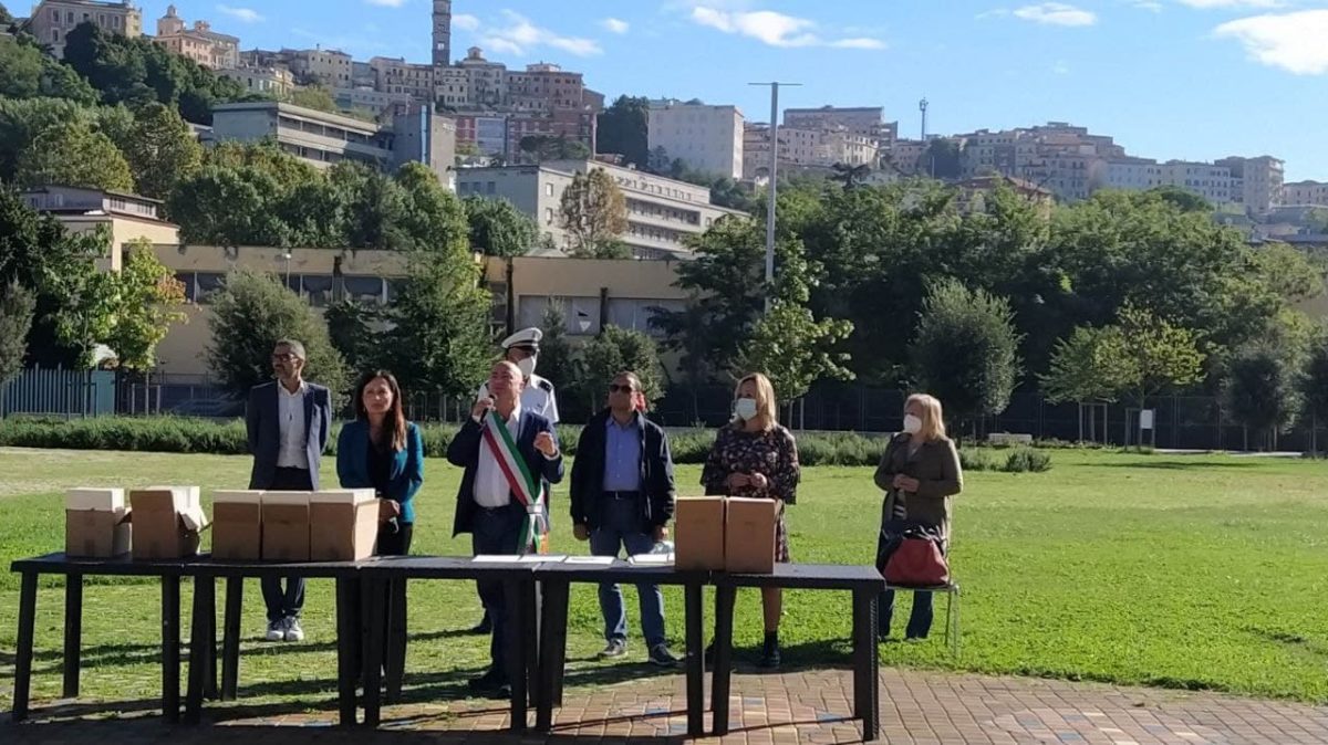Frosinone FROSINONE – Solidiamo: assegnati i primi 800 premi e borse di studio solidiamo