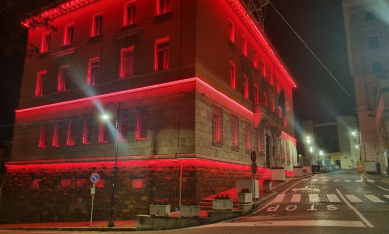 Frosinone FROSINONE – Palazzo comunale illuminato di rosso, per onorare le donne Comune di Frosinone
