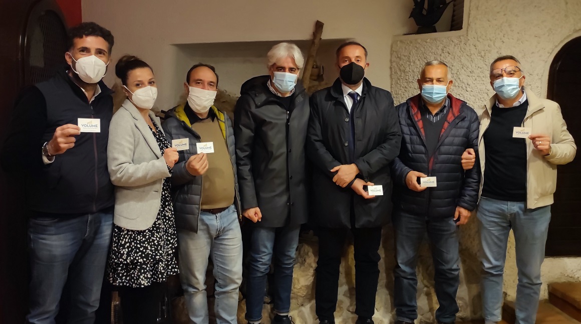 Frosinone SERRONE – Otto membri della maggioranza consiliare aderiscono all’assocazione del Presidente Pompeo VOLUME SERRONE