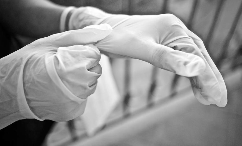 Frosinone Coronavirus, Bollettino Asl Frosinone del 10 Gennaio: 326 casi e 6 decessi. 56 Comuni con nuovi positivi Covid Guanti