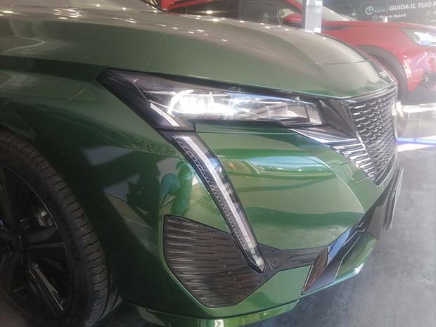 Frosinone Nuova Peugeot 308, l’auto che conquisterà il 2022! PEUGEOT E
