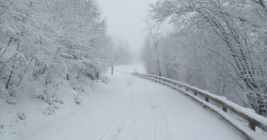 Frosinone Maltempo: mezzi spazzaneve in azione una decina di comuni ciociari. Le foto Sp Settefrati Canneto