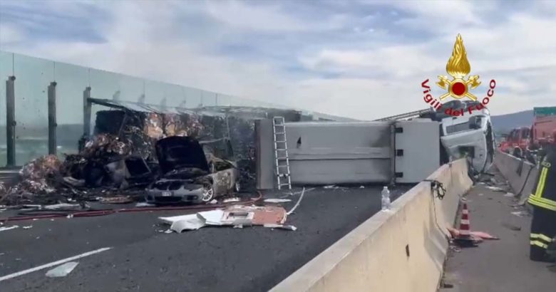 Impressionante incidente sull’A1, due vittime Vigili del Fuoco
