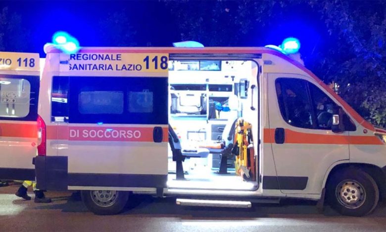 Ferentino Esce di strada con il motorino: adolescente elitrasportato a Roma ambulanza