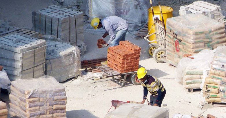 Sora Sora: cercansi n.2 muratori 3° livello