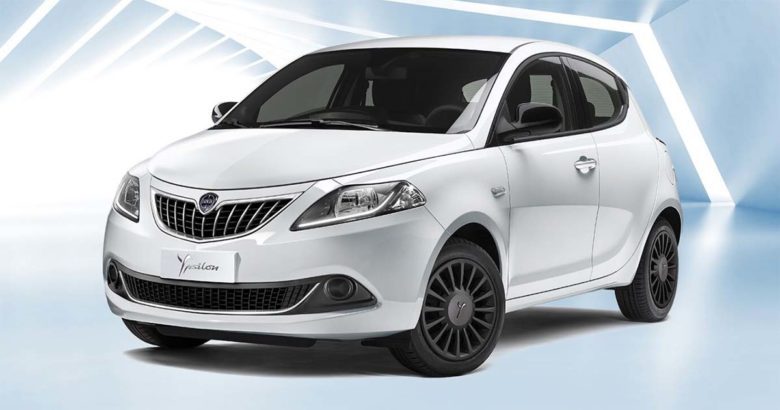 Lancia Fino al 30 Giugno 2022: Lancia Ypsilon Silver Hybrid da 196,50 € con anticipo zero Lancia Ypsilon