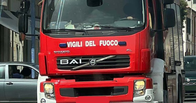 Bimba di 3 anni rischia di annegare in piscina: elitrasportata al “Bambino Gesù” Vigili del Fuoco