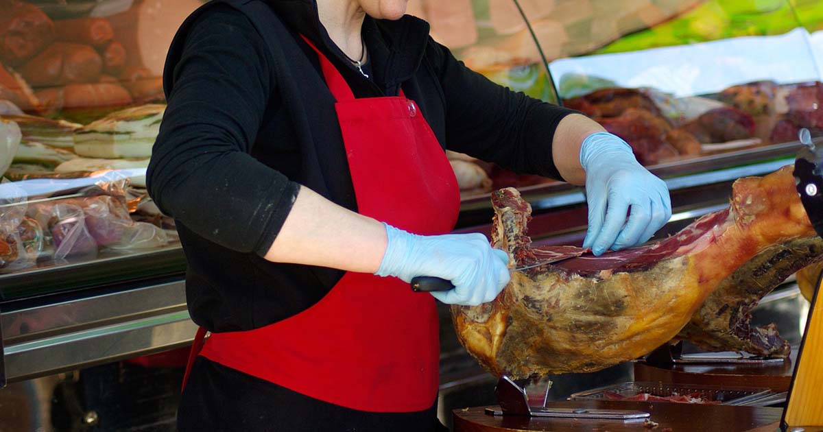 Ferentino Ferentino: cercansi n.2 addetti al banco per supermercato