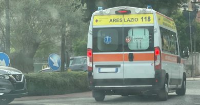 Grave incidente stradale: giovane ferito elitrasportato a Roma AMBULANZA