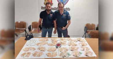 Cassino Telefonate farlocche su figlia bisognosa di denaro: altri 38 mila euro recuperati dalla Polizia Foto refurtiva settembre copia