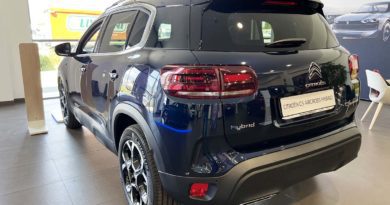 Citroen Nuova Citroën C5 Aircross Hybrid Plug-In: PORTE APERTE 17 e 18 settembre da Jolly Automobili Nuova Citroen C Aircross lato b