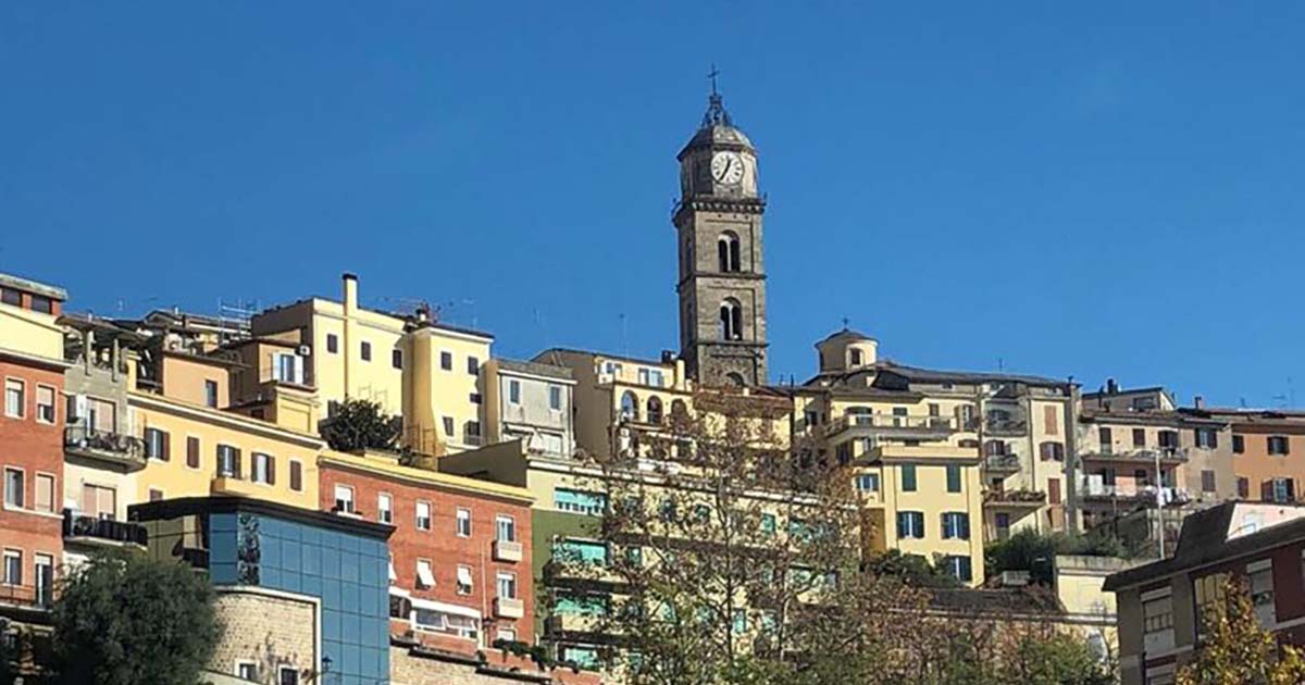 Frosinone Frosinone: “Vieni a studiare al Centro Storico”, al via il bando frosinone