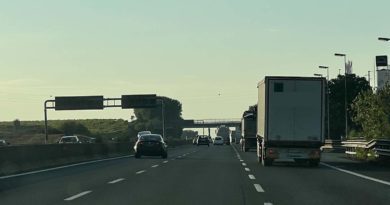 Si ribalta con il SUV e muore Autostrada A