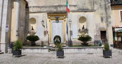 Boville Ernica Boville Ernica – Commemorazione dei defunti e festa delle Forze Armate BOVILLE ERNICA