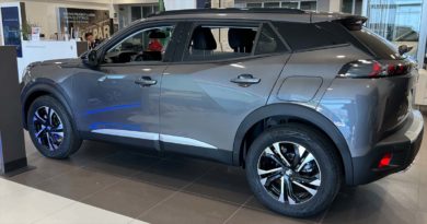 Peugeot Nuova Peugeot E-2008: fino al 31 Ottobre 2022 tua da 249 € al mese Peugeot E