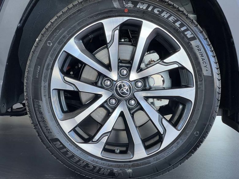 Toyota Nuova Toyota Corolla Cross: scoprila da Jolly Motori. Porte aperte il 22 e 23 Ottobre 2022 TOYOTA COROLLA CROSS