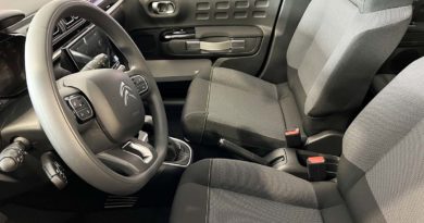 Citroen Citroën C3, la city car per eccellenza. Vieni a provarla da Jolly Automobili C Citroen Advanced Comfort il massimo del comfort per i passseggeri sedili con ampie sedute e schienali ispirati al mondo dellarredamento