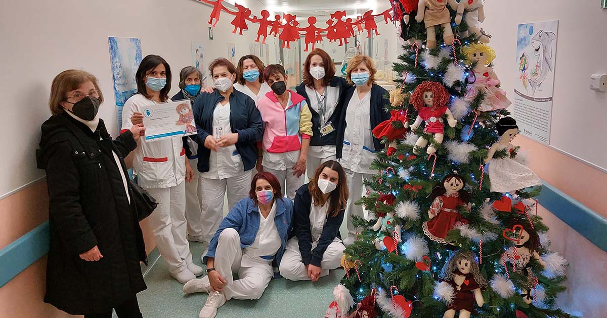Frosinone Medici, puericultrici e infermiere del Reparto di Neonatologia di Frosinone adottano ognuno una “Pigotta” Neonatologia FR