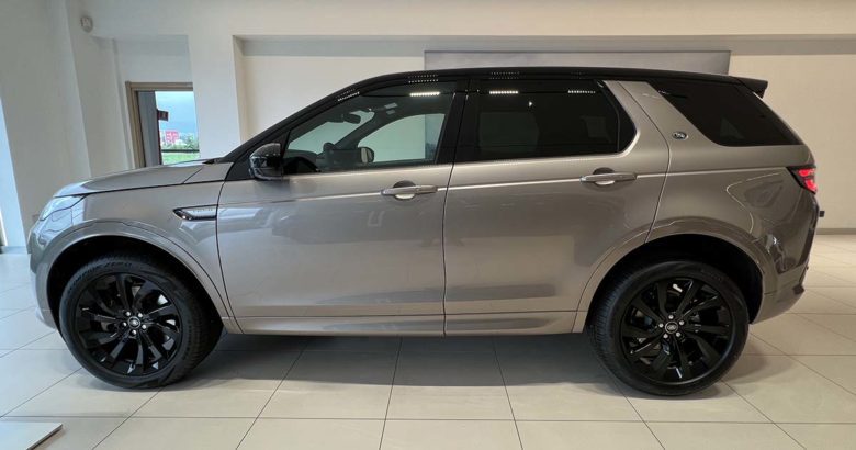 Land Rover Discovery Land Rover Discovery Sport: scegli il modello più adatto al tuo stile. Tua con Leasing Jump+ Nuova Land Rover Discovery Sport X Class
