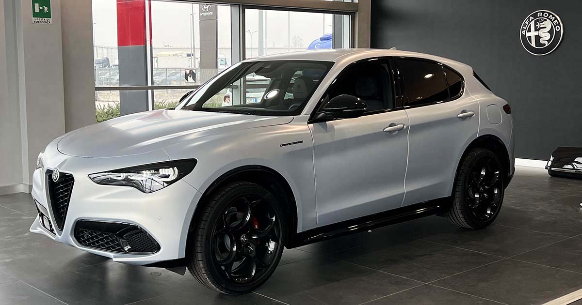 Alfa Romeo Stelvio Competizione: vieni ad vederla da Jolly Auto Alfa Romeo Stelvio Competizione
