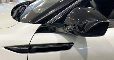 Citroën C5 X Hybrid: vieni a scoprirla da Jolly Automobili Citroen C X specchietto