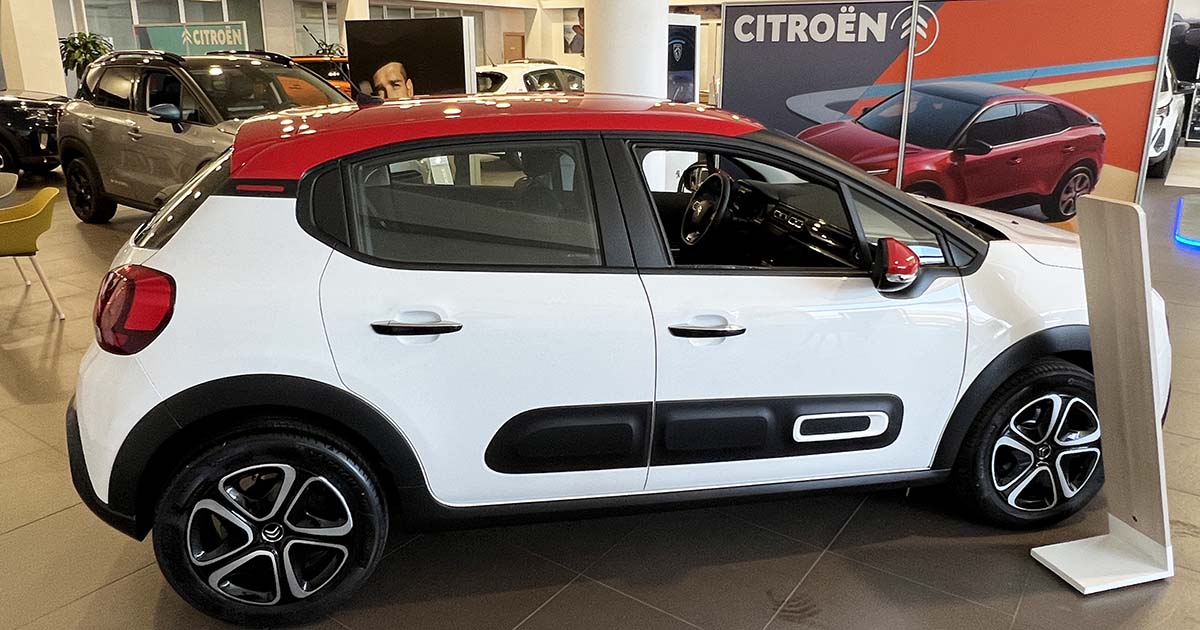 Citroën C3 è tra le dieci vetture più “amate” dagli italiani. Fino al 31 Marzo tua da 200 € al mese Citroen C cerchi profilo laterale