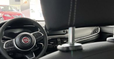 Fiat Tipo Hybrid: tua da 269 € al mese fino al 31 Marzo 2023 Fiat Tipo interno sedli volante