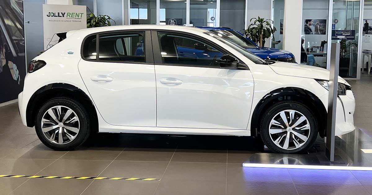 Peugeot Electrifies Your Home: scegli Peugeot e208 100% elettrica, per 1.800 € di Bonus Peugeot elettrica