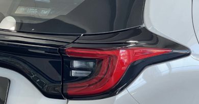 Toyota Yaris: fino al 31 Marzo 2023 tua da Toyota Yaris fari posteriori