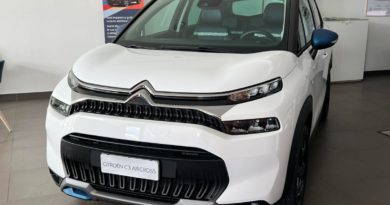 Citroen C3 Citroën C3 Aircross e C4 in pronta consegna con extrasconto fino al 30 Aprile Citroen C Aircross frontale anteriore lato guida