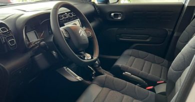 Citroen C3 Citroën C3 Aircross e C4 in pronta consegna con extrasconto fino al 30 Aprile Citroen C Aircross interni anteriori dentro