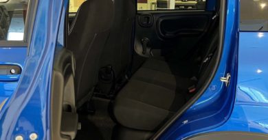 Fiat Panda Fiat Panda: tua da 99 euro al mese fino al 30 Aprile 2023 Fiat Panda angolo posteriore portiera