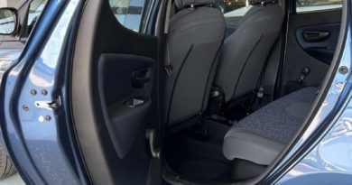 Lancia Ypsilon GPL: fino al 30 Aprile 2023 tua da 189 euro al mese Lancia Ypsilon interni posteriori